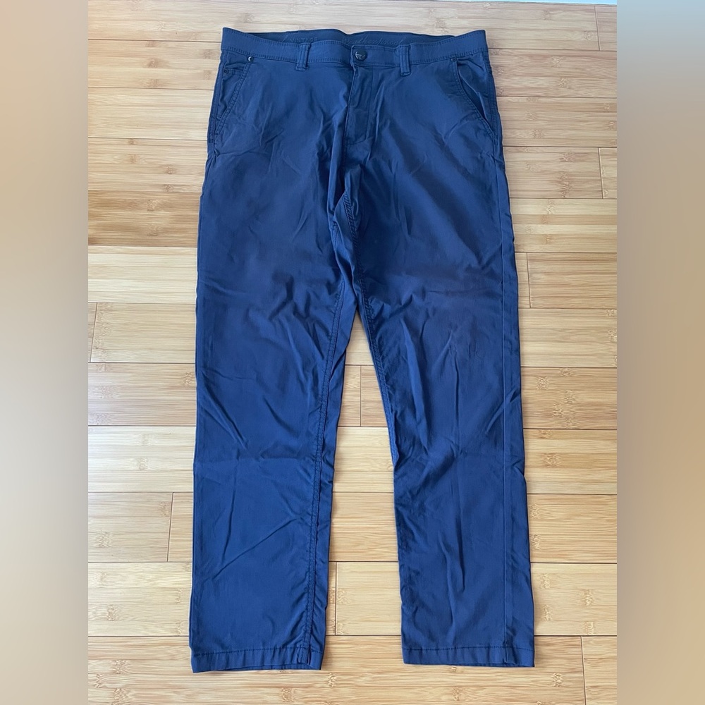 Weatherproof Vintage Classic Navy Chinos for Men